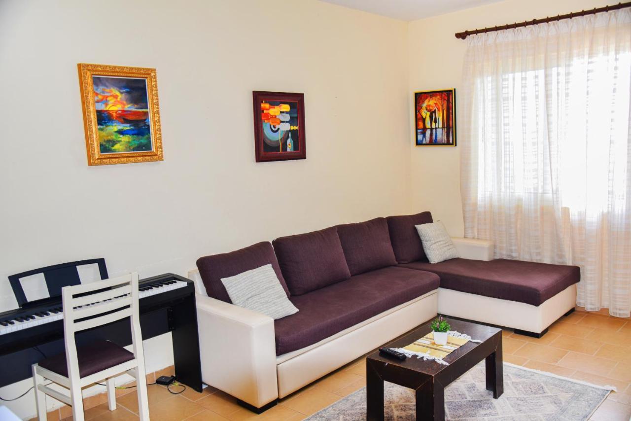 White Sea View Apartment Velipoje Exterior photo